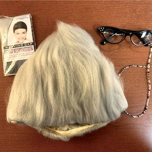 “Roz” Halloween costume components.  Wig and glasses.  Never been worn.